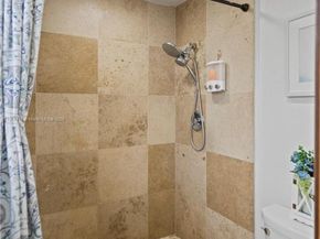 4515 Jackson St, Hollywood FL 33021