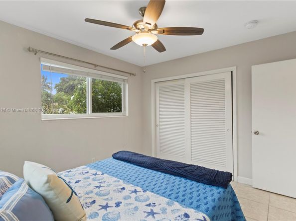 4515 Jackson St, Hollywood FL 33021