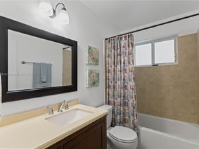 4515 Jackson St, Hollywood FL 33021