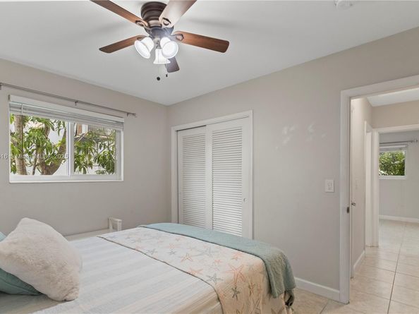 4515 Jackson St, Hollywood FL 33021