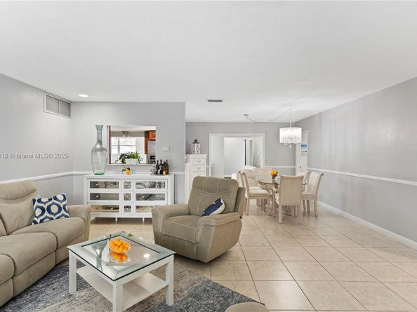 4515 Jackson St, Hollywood FL 33021