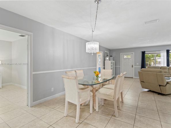 4515 Jackson St, Hollywood FL 33021