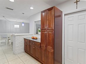 4515 Jackson St, Hollywood FL 33021