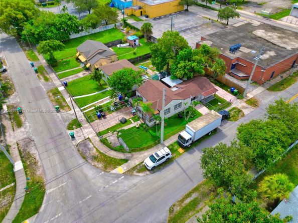 790 NW 63rd St, Miami FL 33150