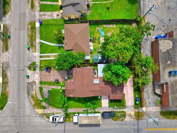 790 NW 63rd St, Miami FL 33150