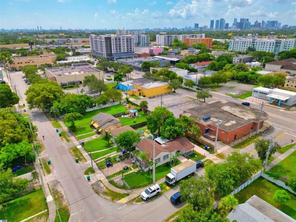 790 NW 63rd St, Miami FL 33150