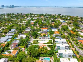 865 W 47th St, Miami Beach FL 33140