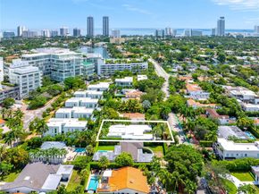 865 W 47th St, Miami Beach FL 33140