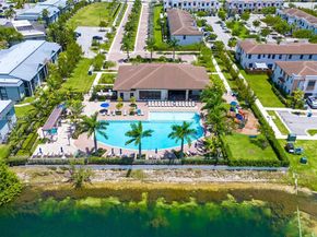 21018 NE 8th Ave 21018, Miami FL 33179