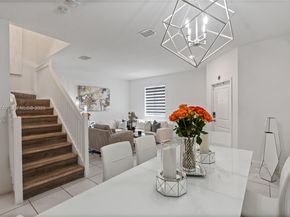 21018 NE 8th Ave 21018, Miami FL 33179