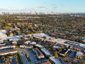 21018 NE 8th Ave 21018, Miami FL 33179