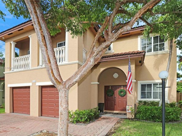 1330 NE 42nd Ave, Homestead FL 33033