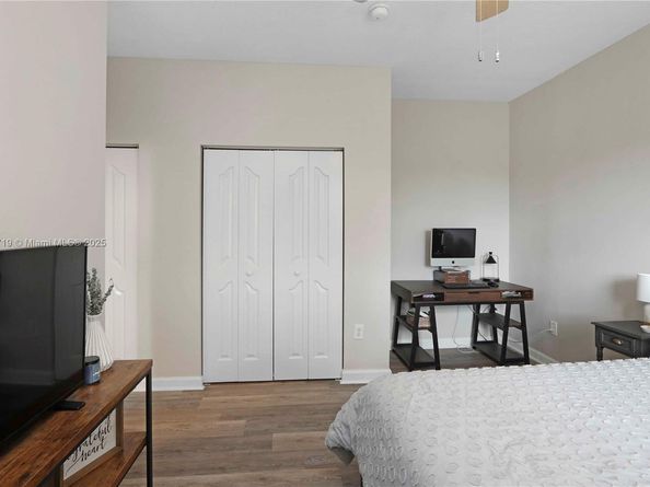 1330 NE 42nd Ave, Homestead FL 33033