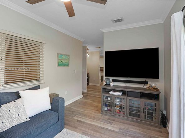 1330 NE 42nd Ave, Homestead FL 33033