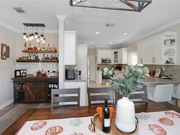 1330 NE 42nd Ave, Homestead FL 33033