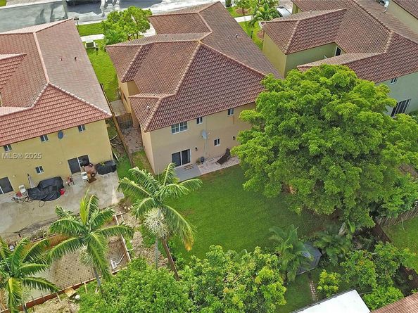 1330 NE 42nd Ave, Homestead FL 33033