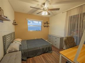 11400 Tara Dr, Plantation FL 33325