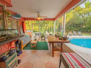 11400 Tara Dr, Plantation FL 33325