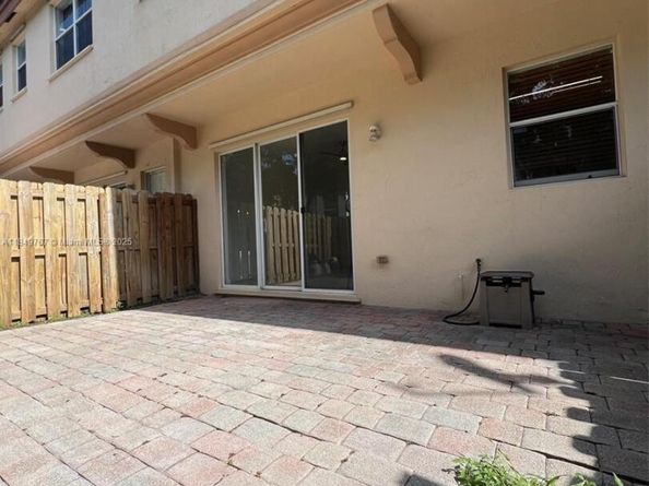 12724 SW 133rd St, Miami FL 33186