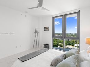 17111 Biscayne Blvd 2002, North Miami Beach FL 33160