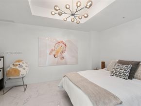 17111 Biscayne Blvd 2002, North Miami Beach FL 33160