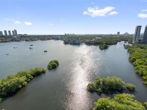 17111 Biscayne Blvd 2002, North Miami Beach FL 33160