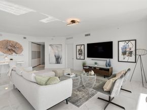 17111 Biscayne Blvd 2002, North Miami Beach FL 33160