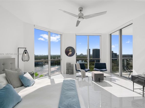 17111 Biscayne Blvd 2002, North Miami Beach FL 33160