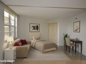 1100 Saint Charles Pl 308, Pembroke Pines FL 33026