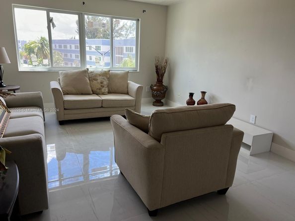 14840 Naranja Lakes Blvd C4D, Homestead FL 33032