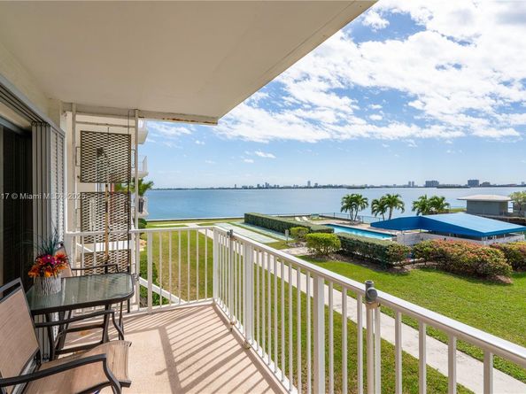 1700 NE 105th St 216, Miami Shores FL 33138