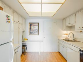 1700 NE 105th St 216, Miami Shores FL 33138