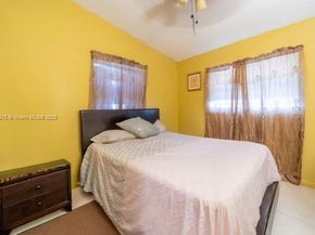 365 NW 198th St, Miami Gardens FL 33169