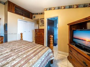 365 NW 198th St