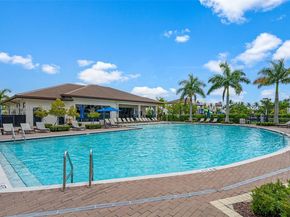 245 NE 210th St, Miami FL 33179