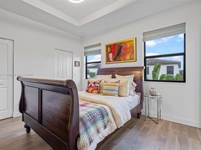 245 NE 210th St, Miami FL 33179