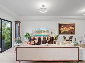 245 NE 210th St, Miami FL 33179