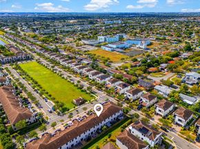 245 NE 210th St, Miami FL 33179