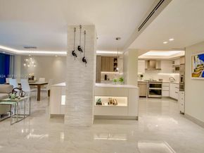 900 Bay Dr 822, Miami Beach FL 33141