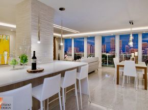 900 Bay Dr 822, Miami Beach FL 33141