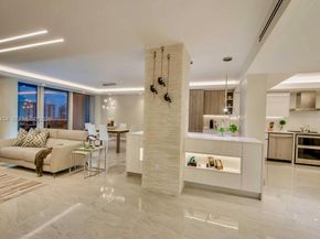 900 Bay Dr 822, Miami Beach FL 33141