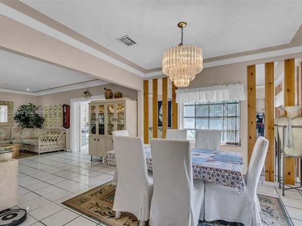 900 N Shore Dr, Miami Beach FL 33141