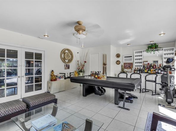 900 N Shore Dr, Miami Beach FL 33141