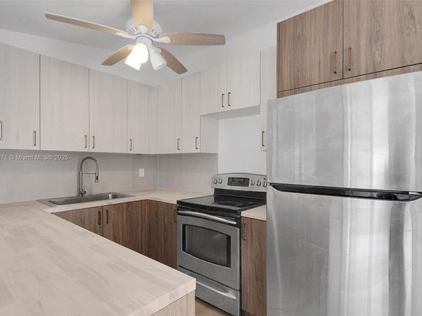 1617 NW 15th St, Fort Lauderdale FL 33311