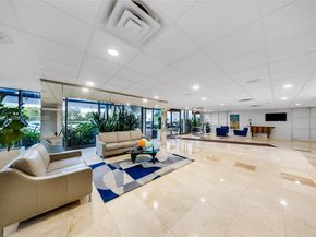 4350 Hillcrest Dr 200, Hollywood FL 33021