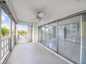 4350 Hillcrest Dr 200, Hollywood FL 33021