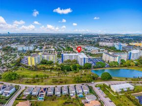 4350 Hillcrest Dr 200, Hollywood FL 33021