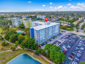 4350 Hillcrest Dr 200, Hollywood FL 33021