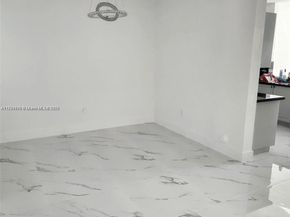 8465 NW 108th Path, Doral FL 33178