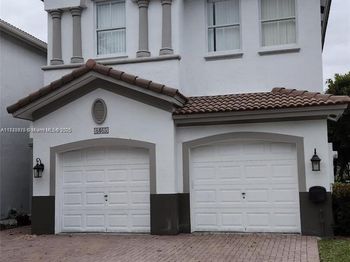 8465 NW 108th Path